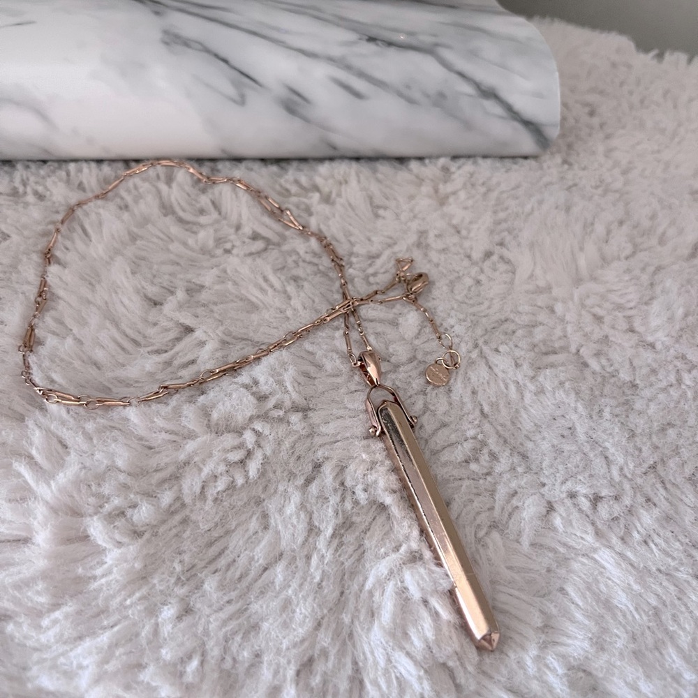 Vintage Stella & Dot Rose Gold Rebel Pendant Necklace
